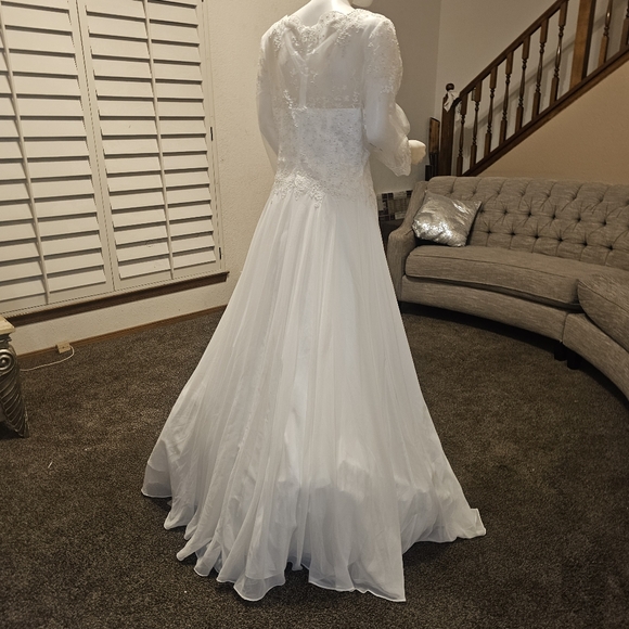 DRESS DeKlaire wedding dress Large long sleeve see-thru k303 off-white - Picture 7 of 10